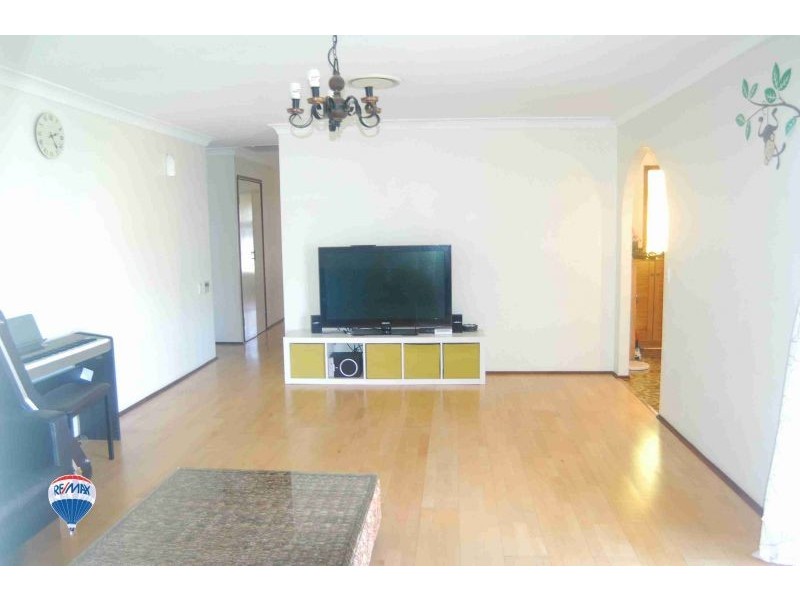 12 Angophora St, Robertson QLD 4109