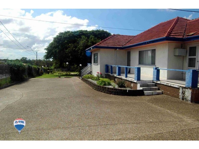 56 Bleasby Rd, Eight Mile Plains QLD 4113