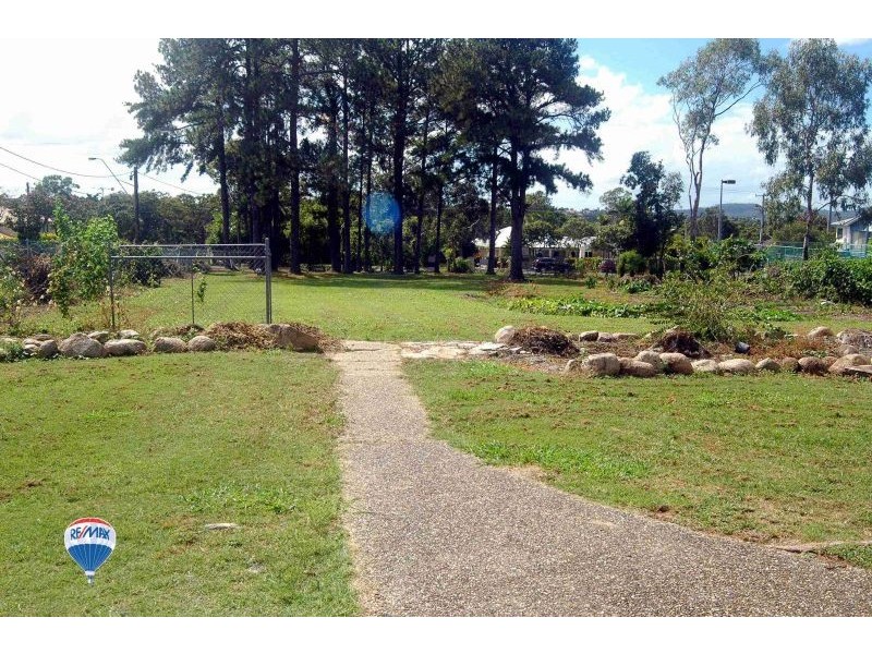 56 Bleasby Rd, Eight Mile Plains QLD 4113