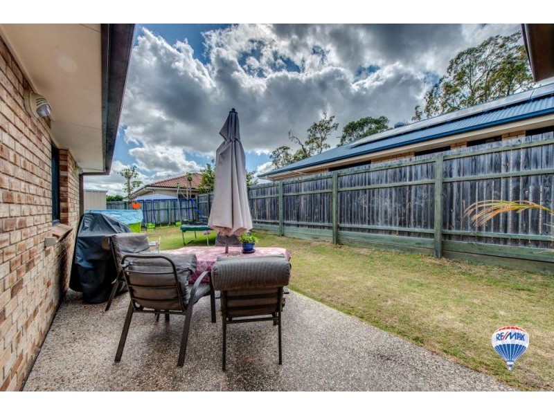 4 Clint Parade, Crestmead QLD 4132