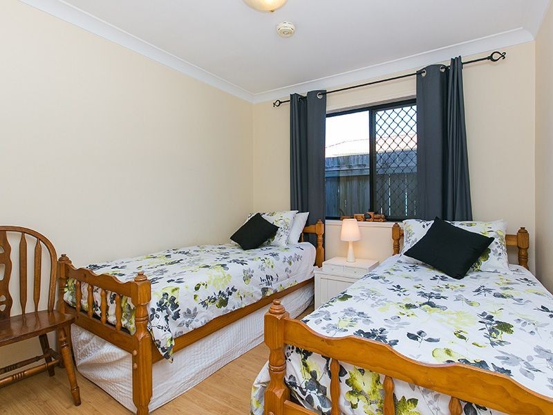 12 Sherwood Pl, Forest Lake QLD 4078