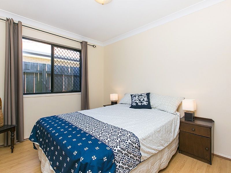 12 Sherwood Pl, Forest Lake QLD 4078