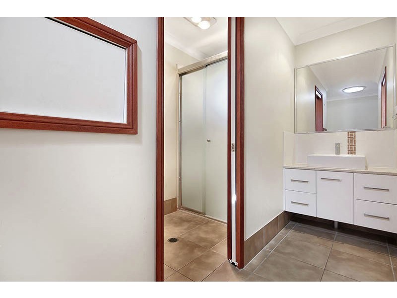 3 Avonlea Place, Eight Mile Plains QLD 4113