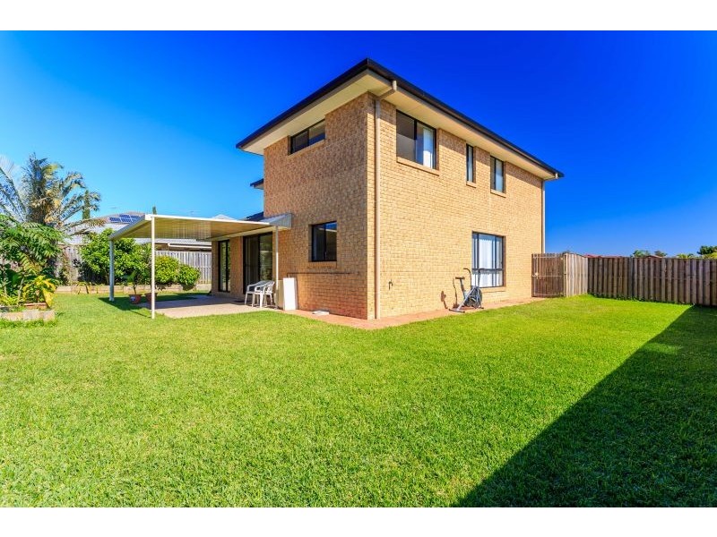 2 APSLEY Crescent, Parkinson QLD 4115
