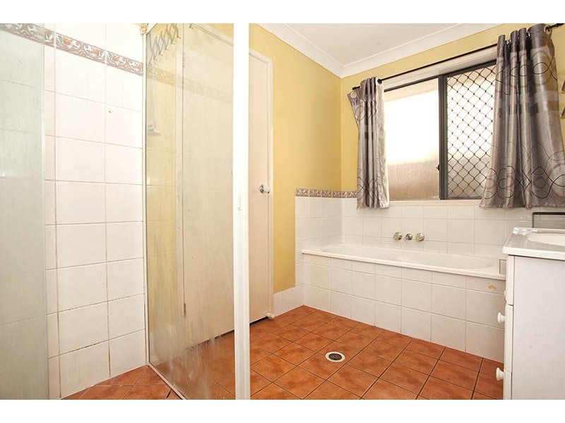 29 Robinson Crescent, Runcorn QLD 4113
