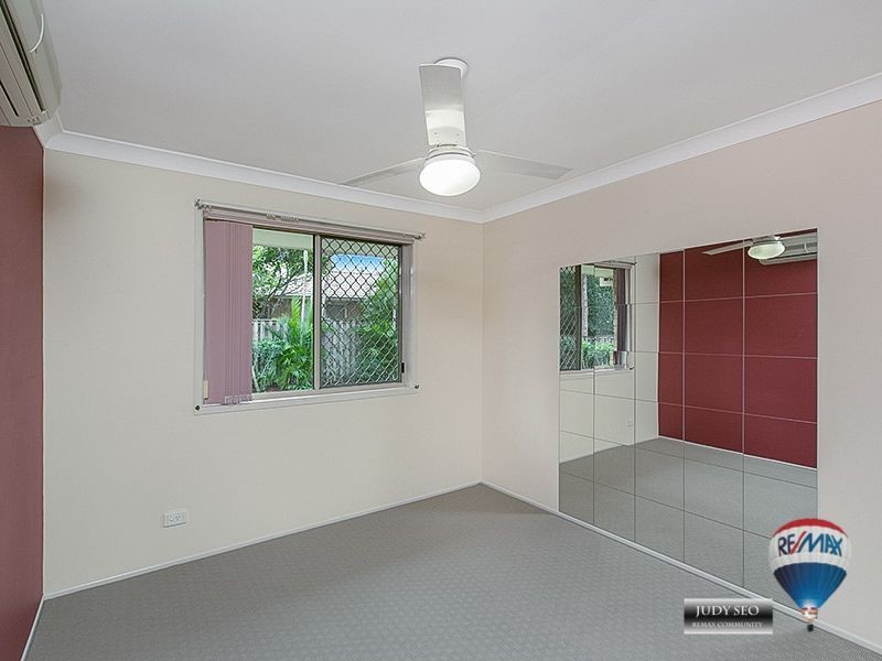 6 Riley Street, Calamvale QLD 4116