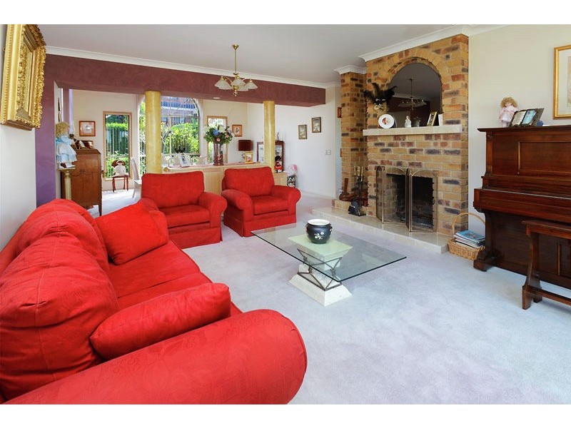 9/14 Bowles street, Mount Ommaney QLD 4074