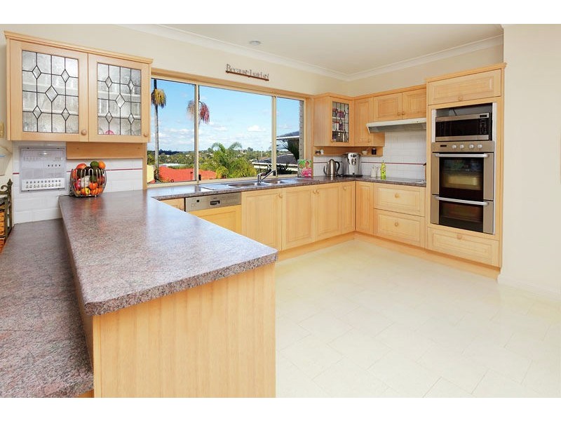 9/14 Bowles street, Mount Ommaney QLD 4074