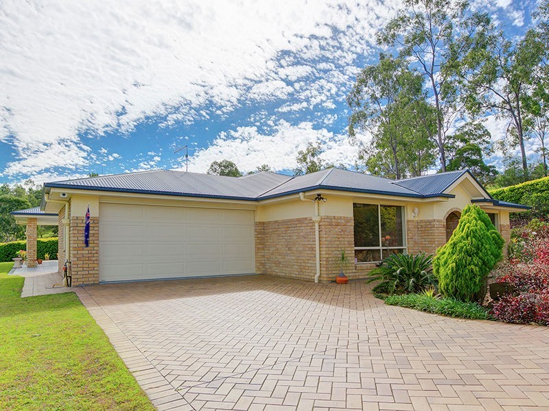 56 John Collins Drive, Mundoolun QLD 4285