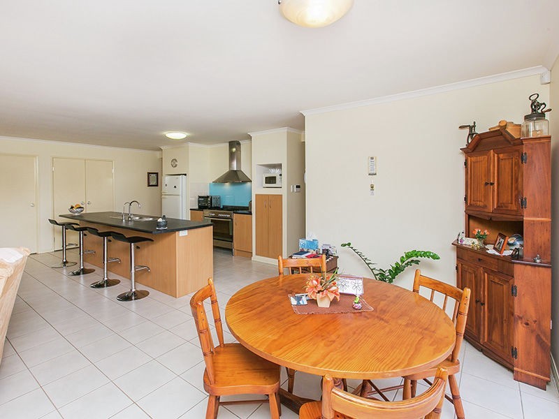 56 John Collins Drive, Mundoolun QLD 4285