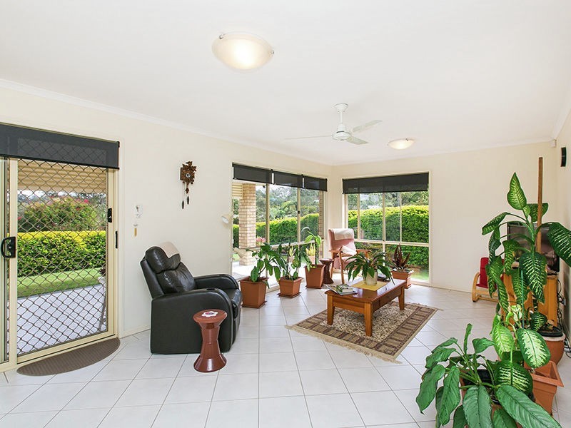 56 John Collins Drive, Mundoolun QLD 4285