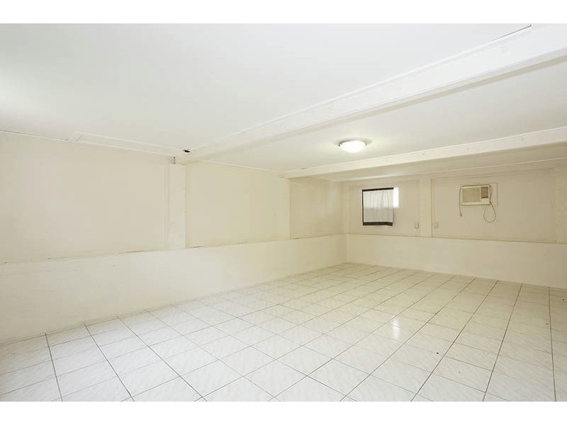 1548 Creek Road, Carina QLD 4152