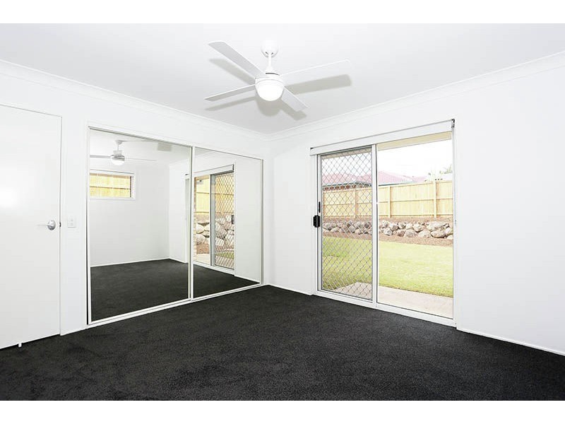 21 Lewis Place, Calamvale QLD 4116