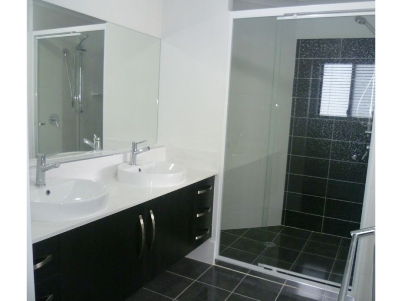 52 Belvedere Cres, Sunnybank Hills QLD 4109