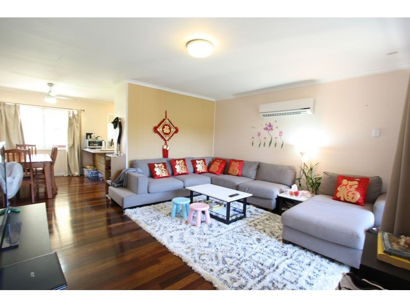 32 Springfield Street, Macgregor QLD 4109