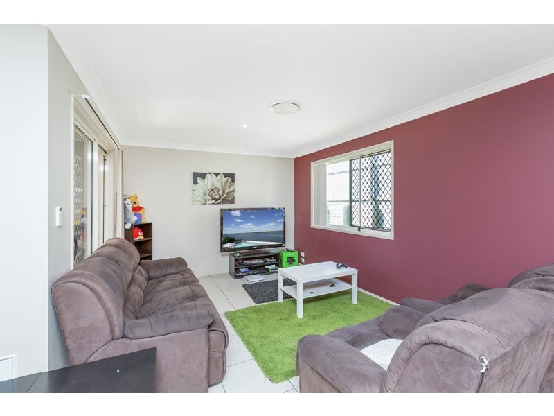 19 Lillydale Place, Calamvale QLD 4116