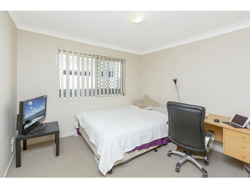 19 Lillydale Place, Calamvale QLD 4116