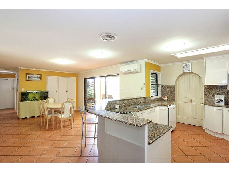 10 Kirstin Street, Eight Mile Plains QLD 4113