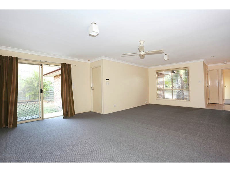 6 Freeman place, Calamvale QLD 4116