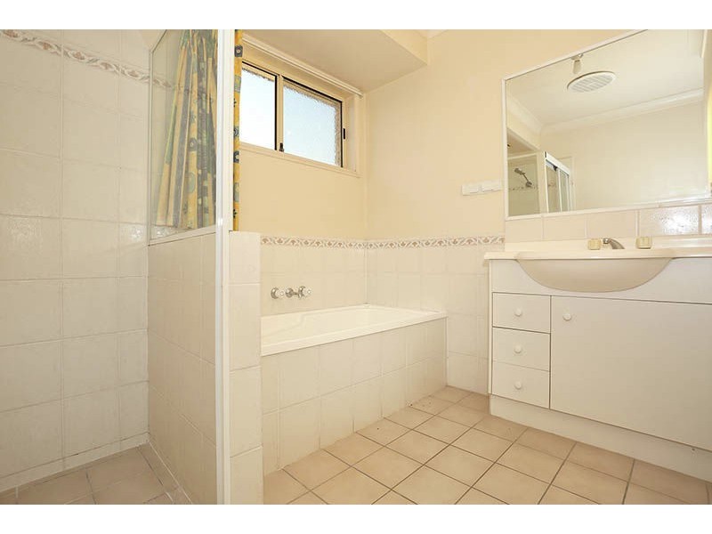 6 Freeman place, Calamvale QLD 4116