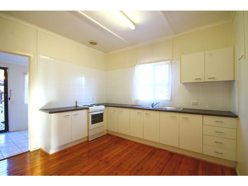 191 Mains Rd, Sunnybank QLD 4109