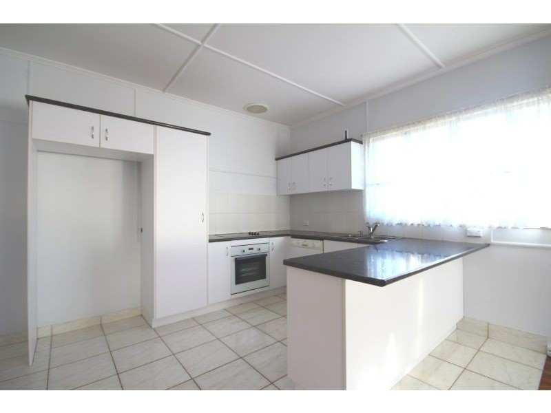 191 Mains Rd, Sunnybank QLD 4109