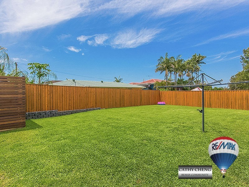 14 Strathairlie SQ, Macgregor QLD 4109