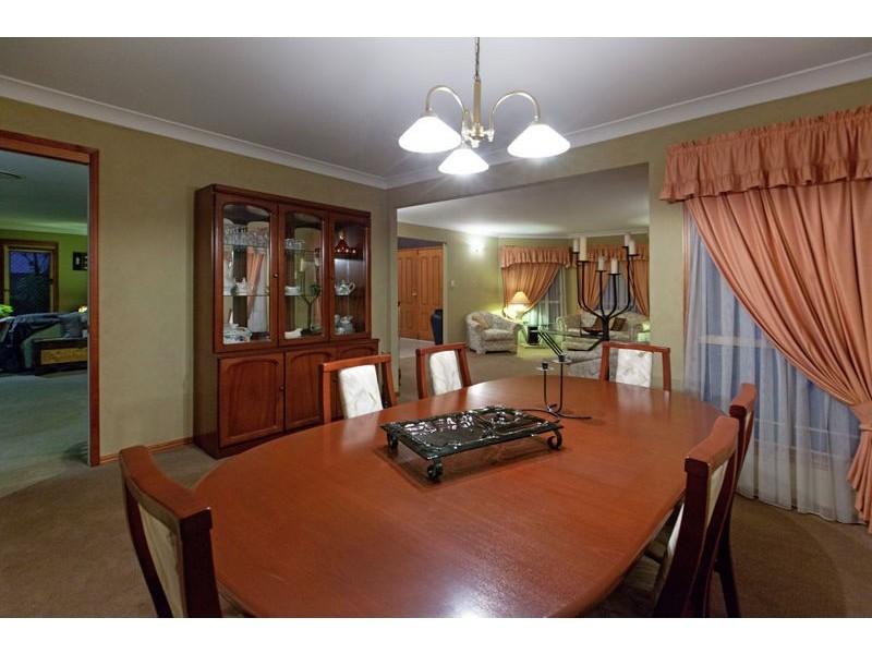 9 Wentworth Place, Carindale QLD 4152