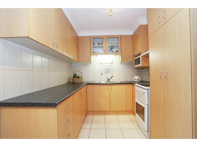 38/18 Defiance Road, Logan Central QLD 4114