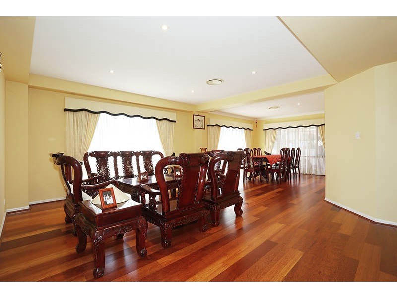 35 Rokeby Dr, Parkinson QLD 4115