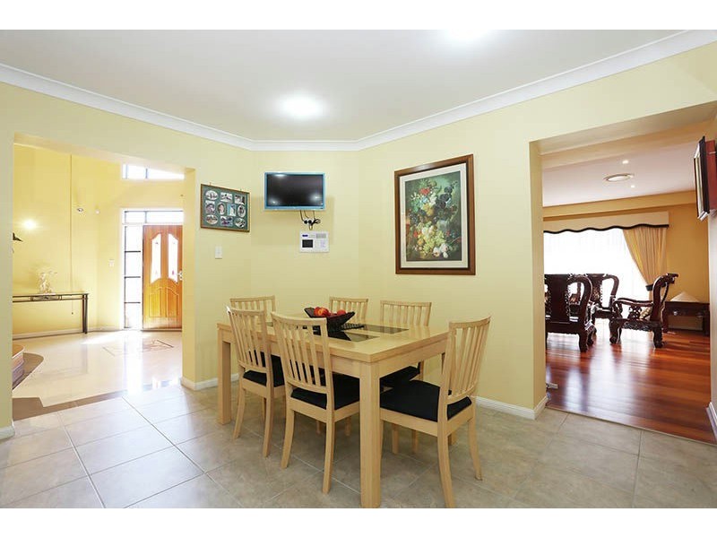 35 Rokeby Dr, Parkinson QLD 4115