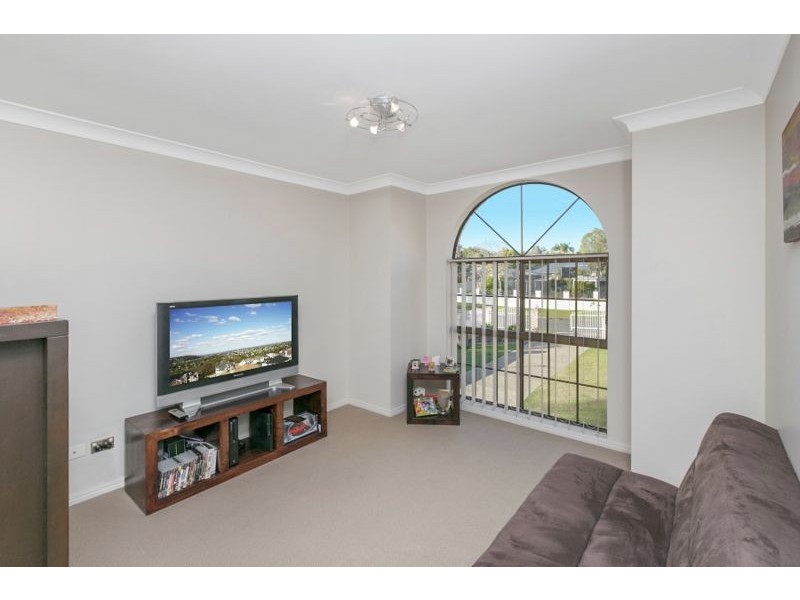 70 Casuarina Crescent, Calamvale QLD 4116
