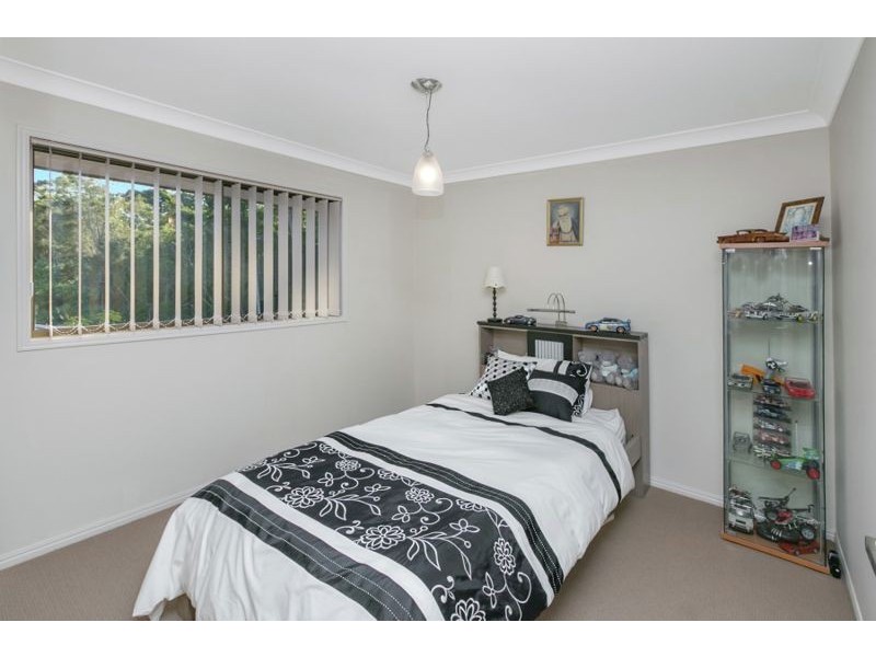 70 Casuarina Crescent, Calamvale QLD 4116