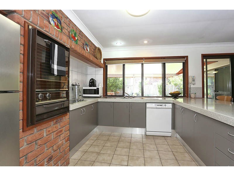17 Honeybrook Street, Runcorn QLD 4113