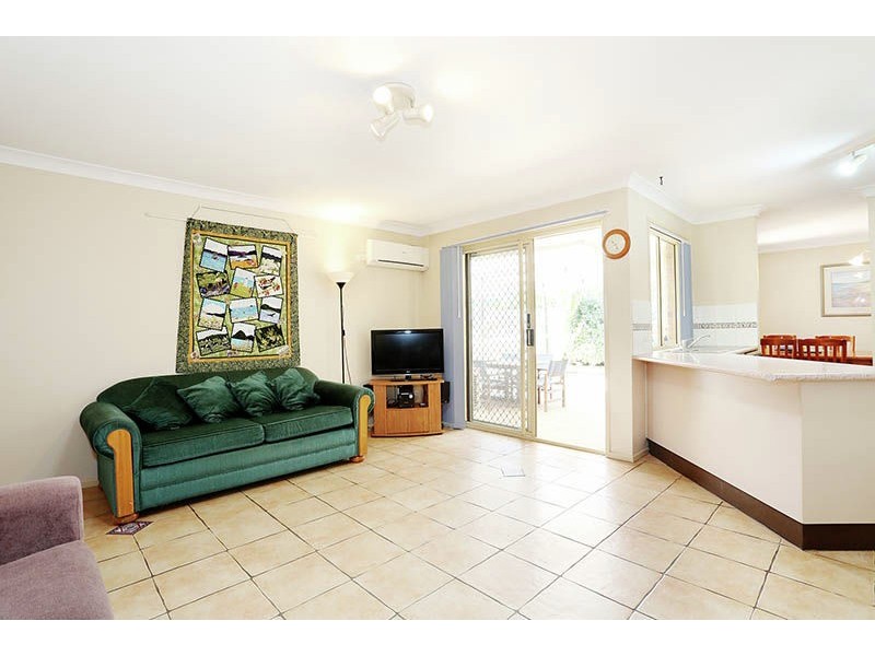 66 Blue Grass Crescent, Eight Mile Plains QLD 4113