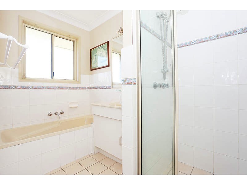 66 Blue Grass Crescent, Eight Mile Plains QLD 4113