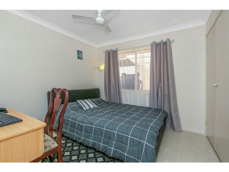 12 Moorgate Street, Macgregor QLD 4109