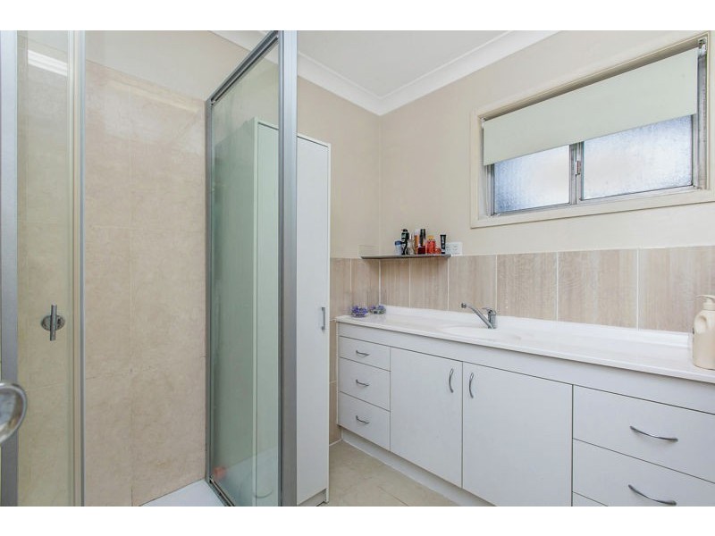 12 Moorgate Street, Macgregor QLD 4109
