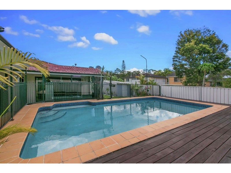 12 Moorgate Street, Macgregor QLD 4109