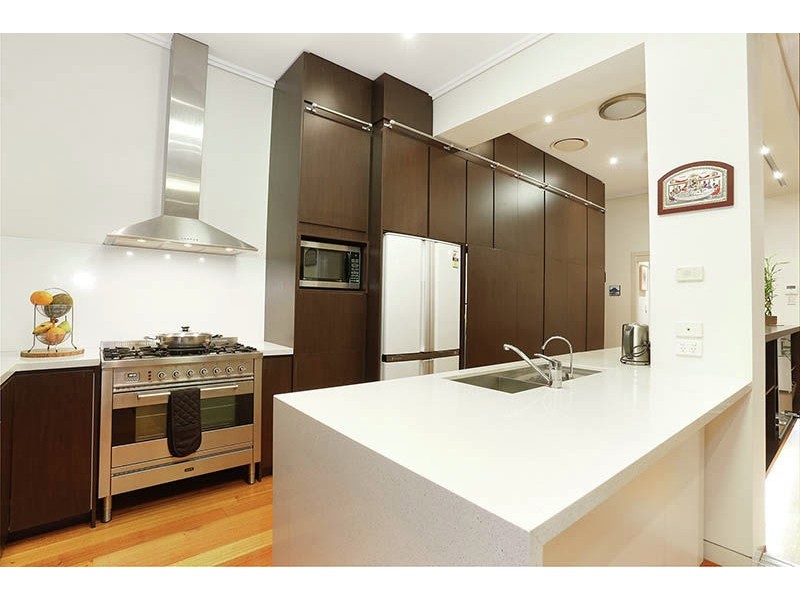 49 Sunbeam Street, Fairfield QLD 4103