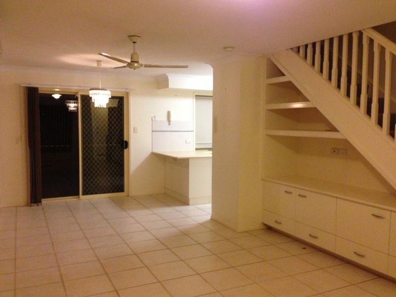 21/90 OAKLEAF STREET, Eight Mile Plains QLD 4113