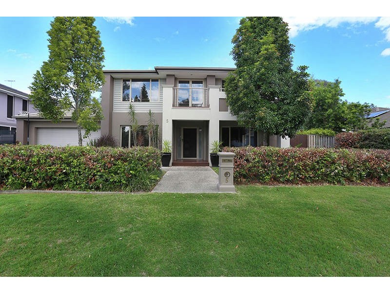 5 Paperbark Crescent, Heathwood QLD 4110