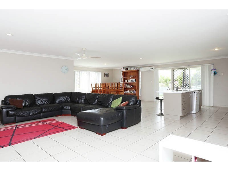 40 Gemview st, Calamvale QLD 4116
