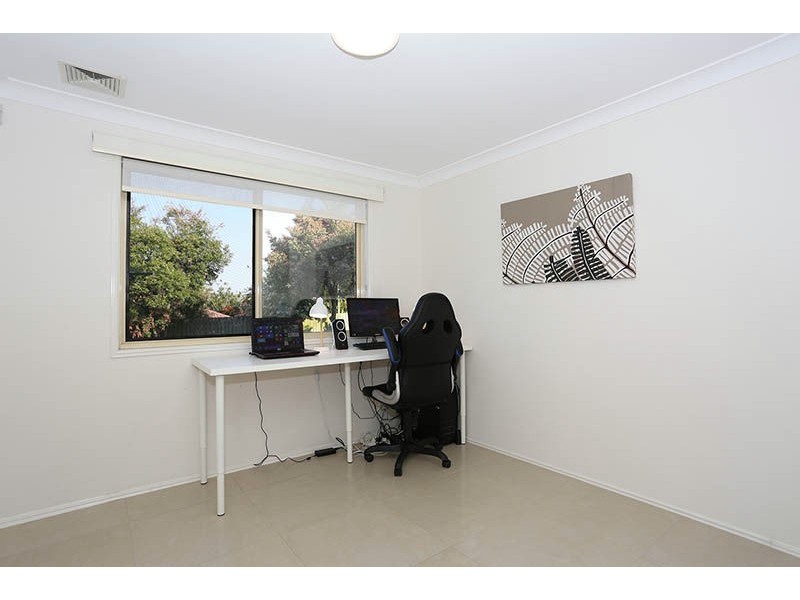 38 Hummingbird Crescent, Wishart QLD 4122