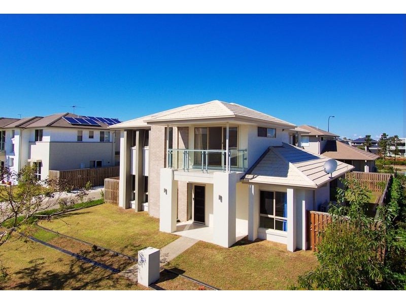 16 Hillcrest Street, Rochedale QLD 4123