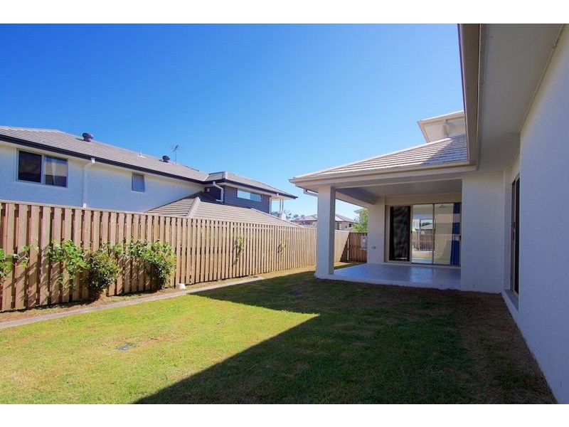 16 Hillcrest Street, Rochedale QLD 4123
