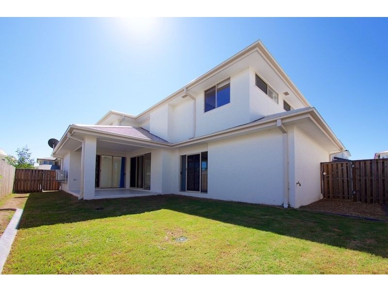 16 Hillcrest Street, Rochedale QLD 4123