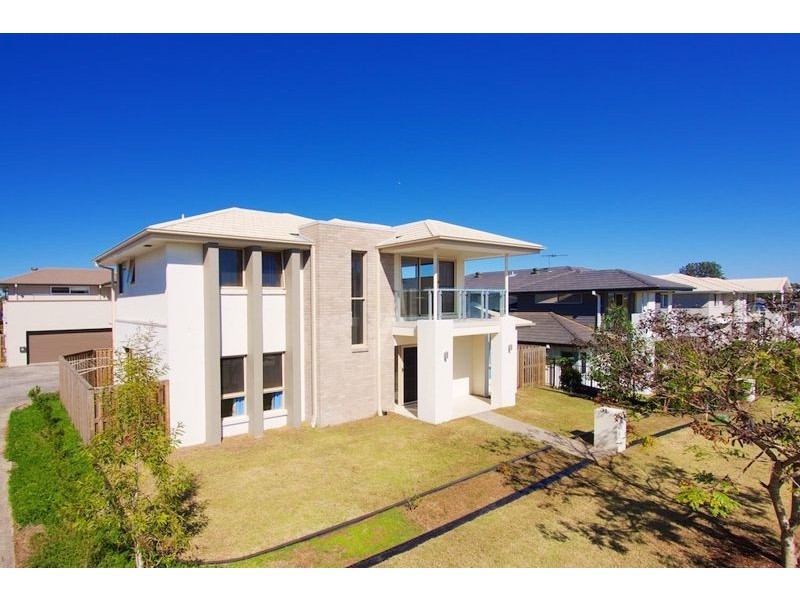 16 Hillcrest Street, Rochedale QLD 4123