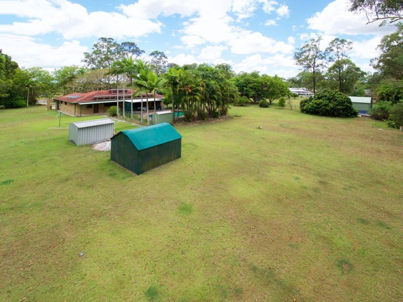 55 Crest Rd, Greenbank QLD 4124