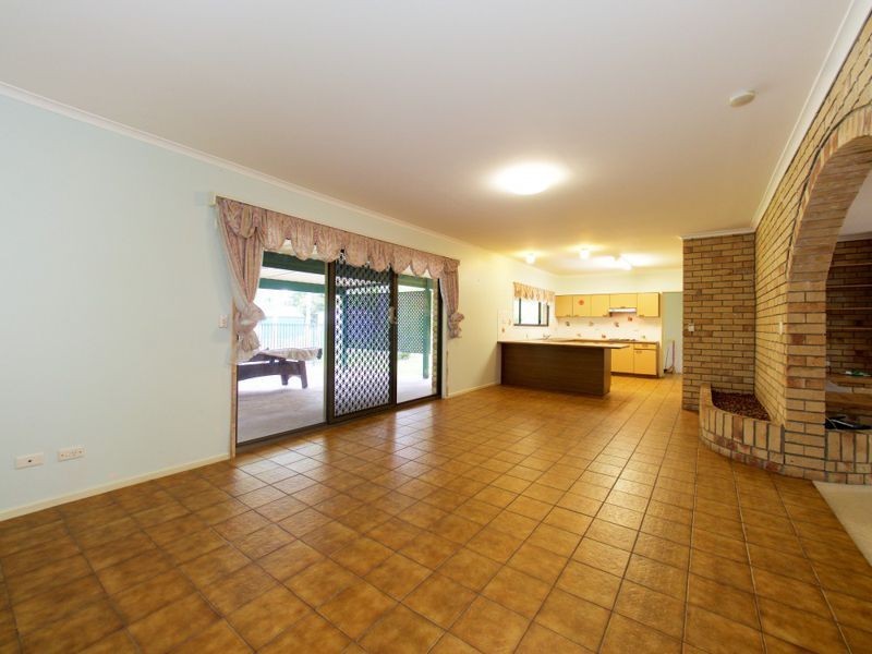 55 Crest Rd, Greenbank QLD 4124